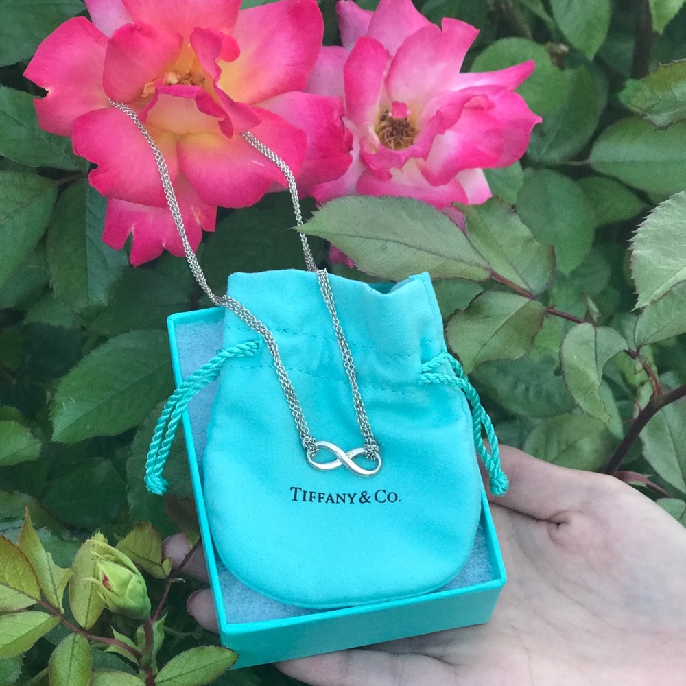 Tiffany & Co. Infinity Pendant Silver Necklace